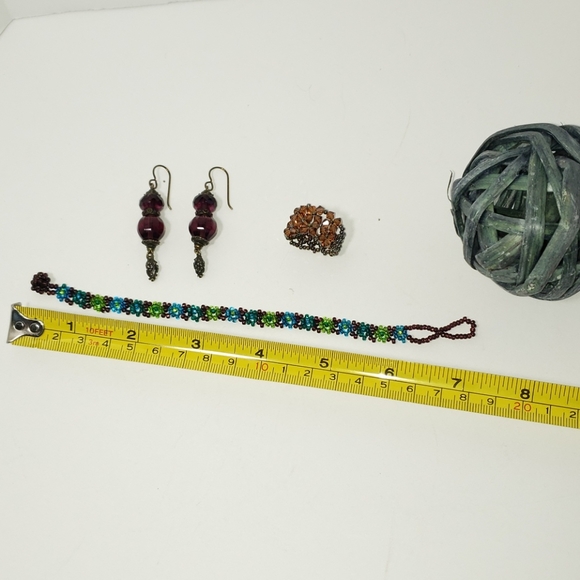 Bracelet, ring and earrings set. - Picture 2 of 8